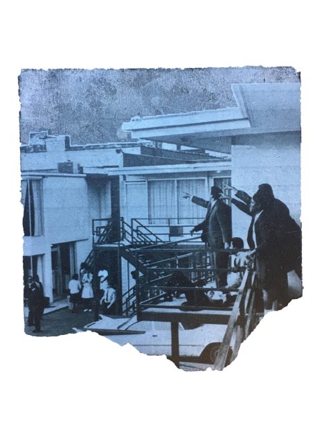 Assassinat, 20x24x2cm, impression su plaque de granit, courtesy de l'artiste et de la galerie Analix Forever © Guillaume Chamahian